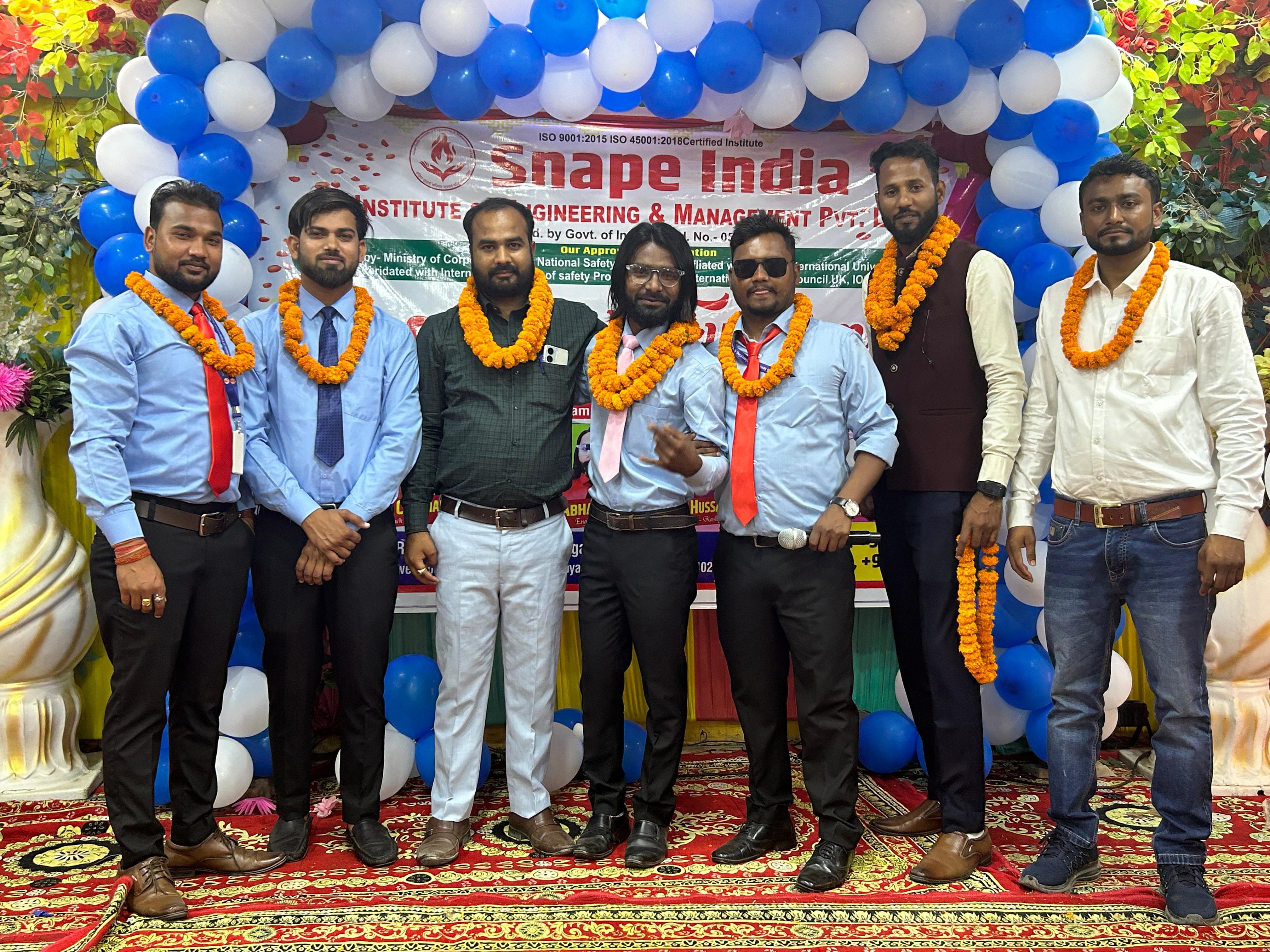 img/gallery//image (18).jpeg